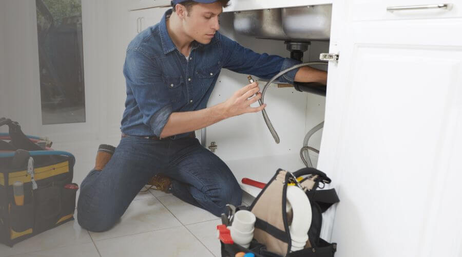 Expert burst pipe repair services in Cropsey, IL